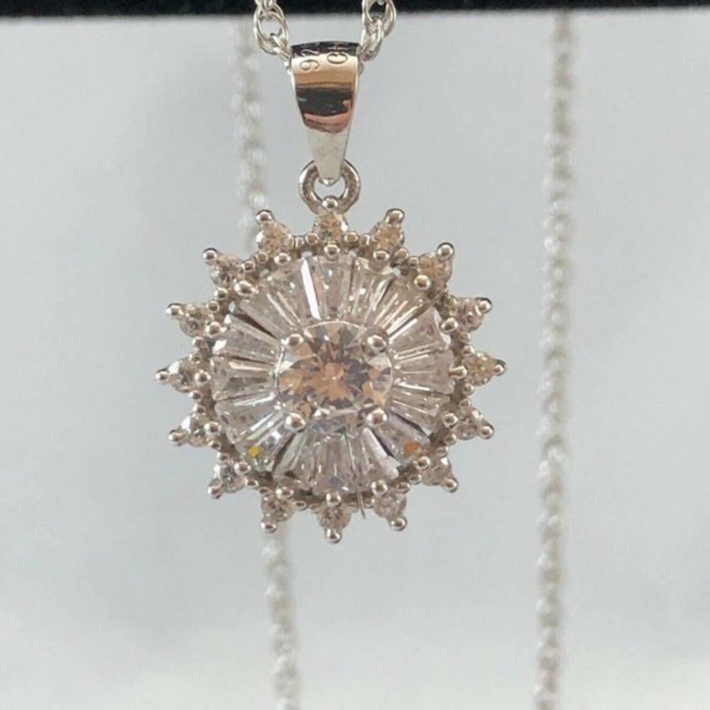 Sterling Silver Cubic Zirconia Starburst Pendant Necklace $125 NWOT 18"